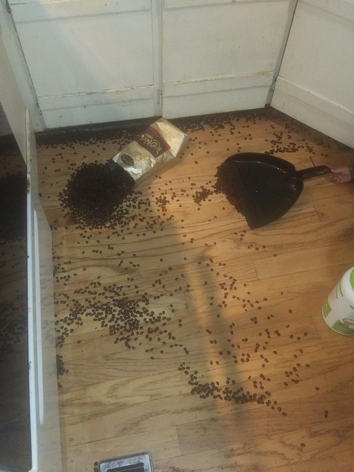 Bad Days Happen (23 pics)