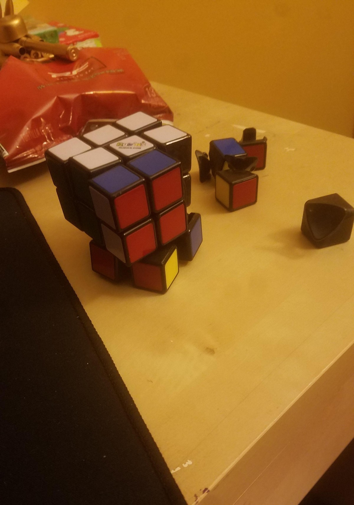 Bad Days Happen (23 pics)