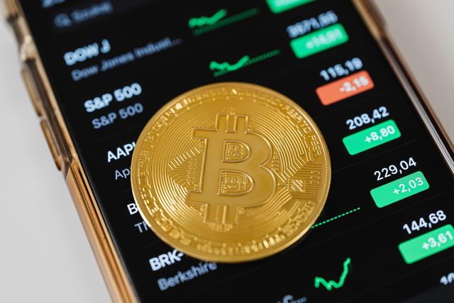 Cryptocurrency’s Influence on Modern Banking Practices and Trends