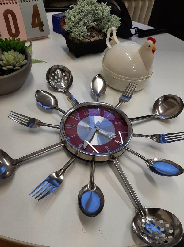 Weird Finds In Thrift Shops (14 pics)