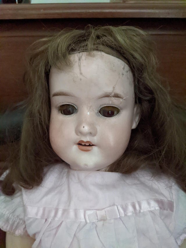 Creepy Dolls (15 pics)