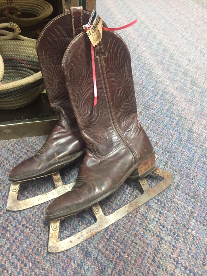 Strange Finds In Thrift Shops (18 pics)