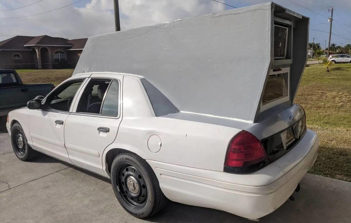 Crazy Cars (24 pics)