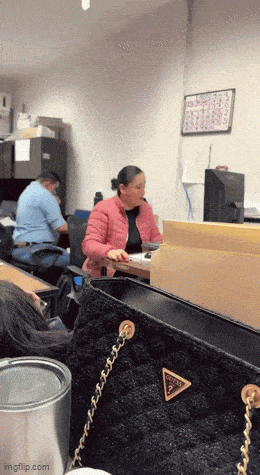 Acid GIFs, January 20 (25 gifs) Acid GIFs, January 20 (25 gifs)