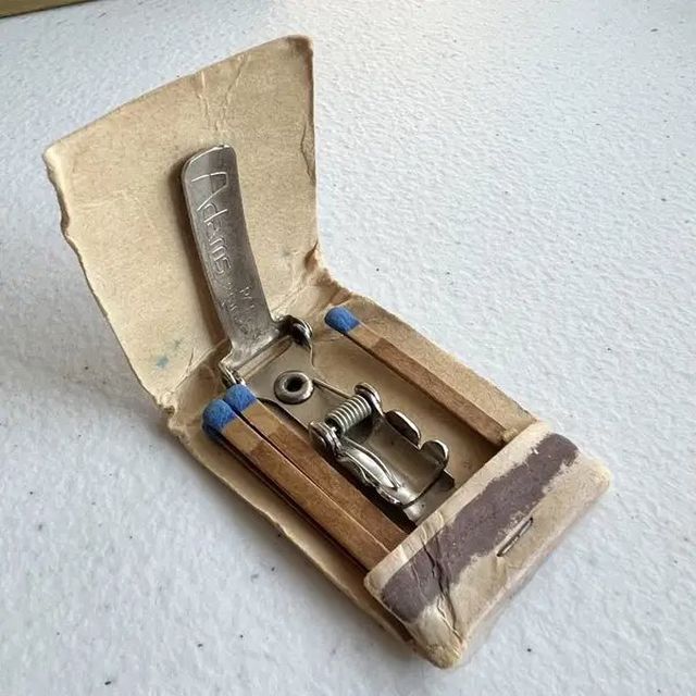What Are These Things? (17 pics)
