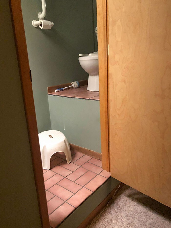 Weird Interiors (23 pics)