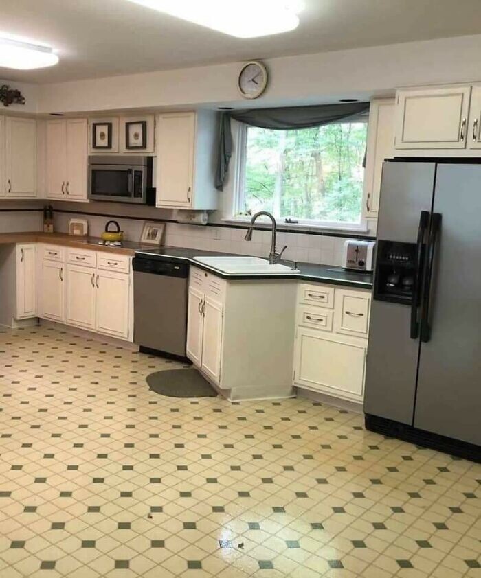 Weird Interiors (23 pics)