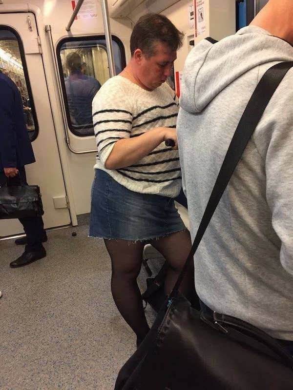 Awful Fashion (18 pics)