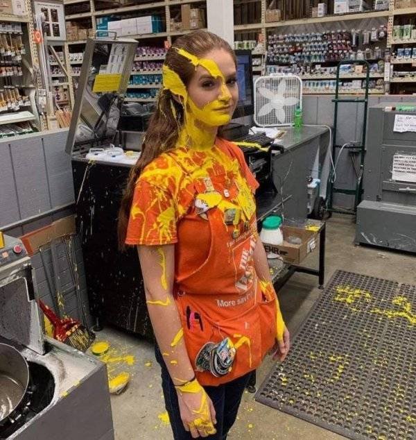 Hilarious Work Photos (20 pics)