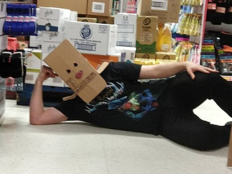 Hilarious Work Photos (20 pics)