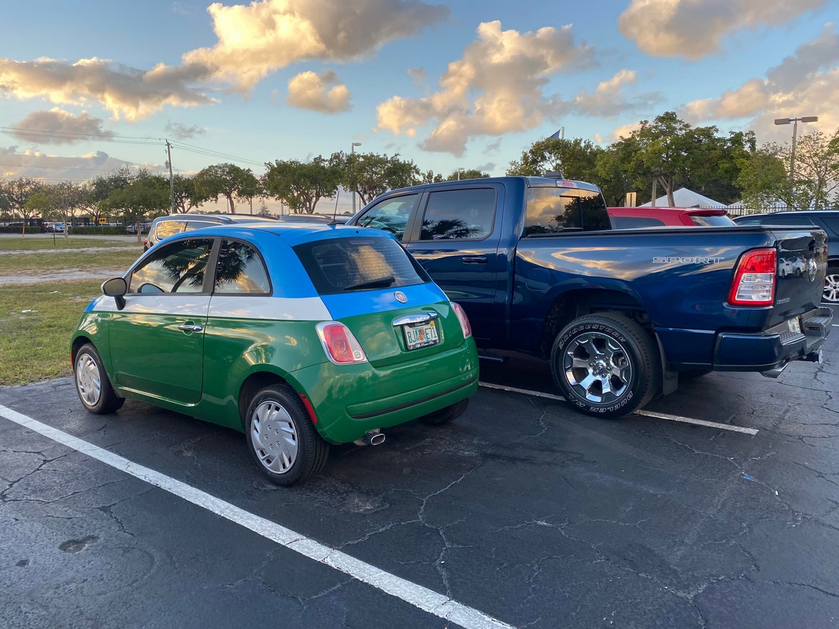Crazy Cars (21 pics)
