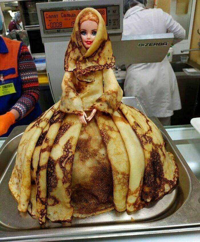 What Is Going On Here? (15 pics)