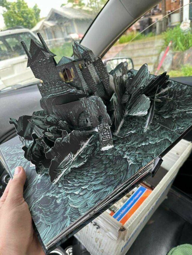 Odd Finds In Thrift Shops (26 pics)