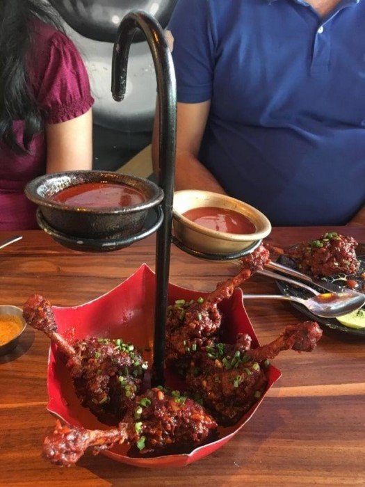 Odd Food Serving (15 pics)