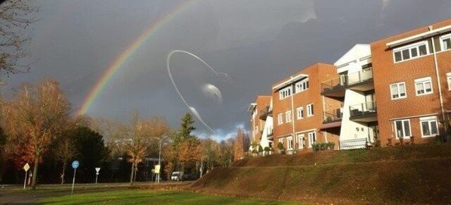 Glitches In The Matrix (18 pics)