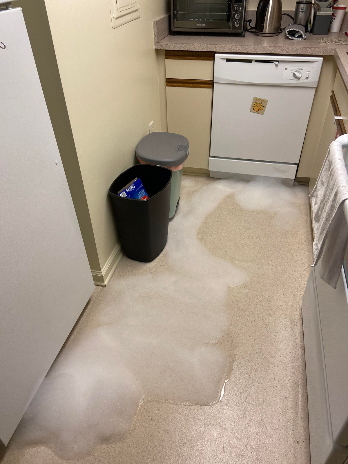 Bad Days Happen (28 pics)
