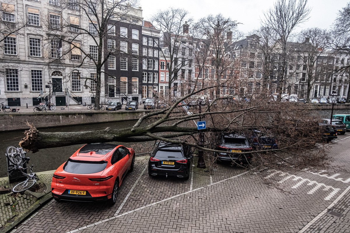 Bad Days Happen (28 pics)