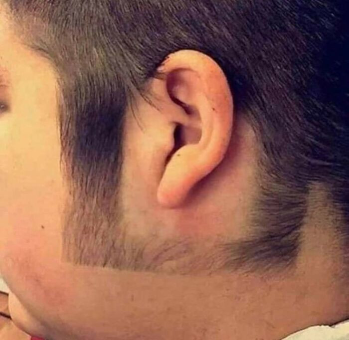 Awful Haircuts (18 pics)