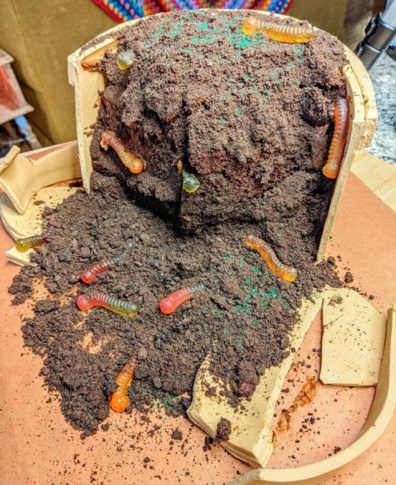 Weird Dishes And Food Serving (17 pics)