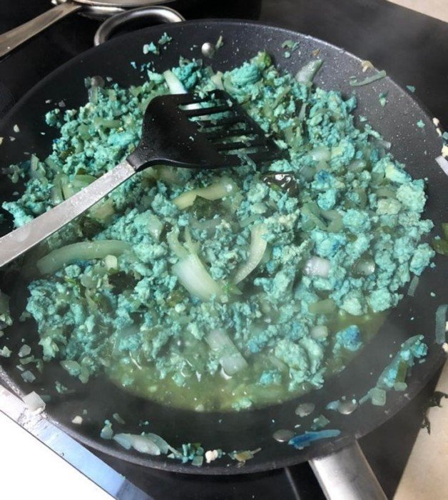Weird Dishes And Food Serving (17 pics)