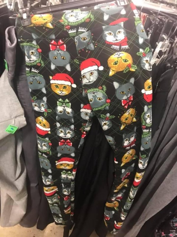 Weird Finds In Thrift Shops (17 pics)