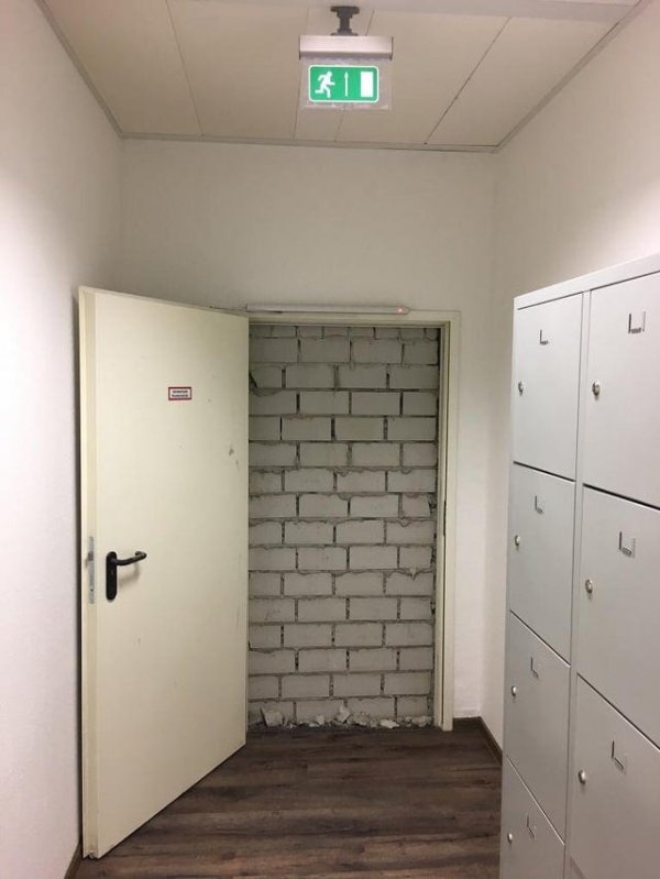 They Don't Care About Safety (17 pics)