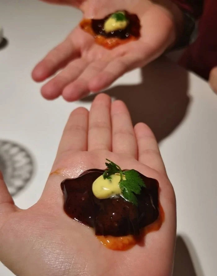 Weird Food Serving (17 pics)