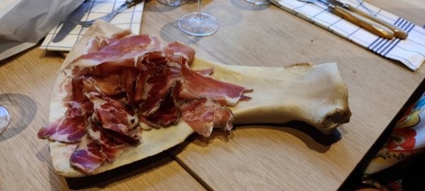 Weird Food Serving (17 pics)