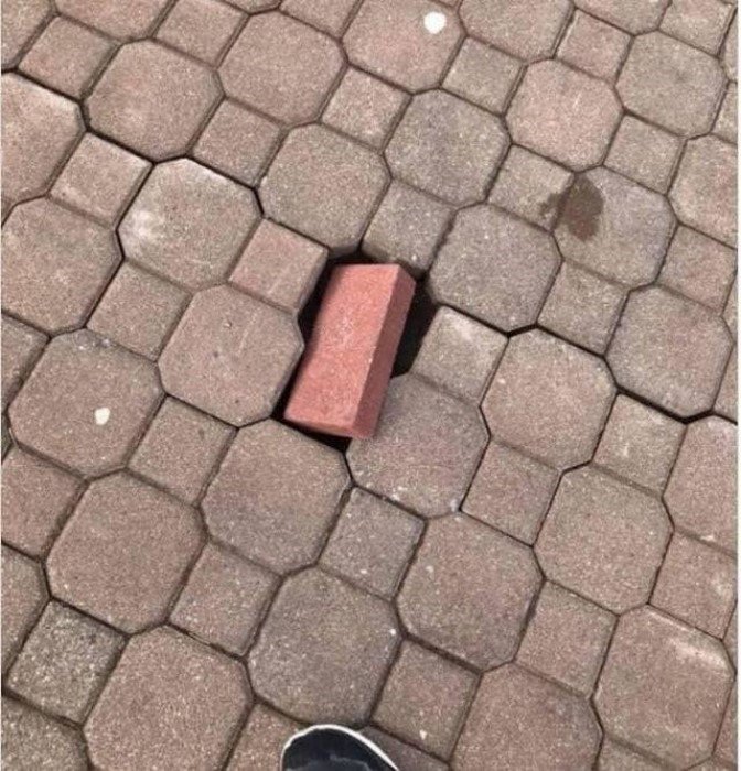 Failed Constructions (14 pics)