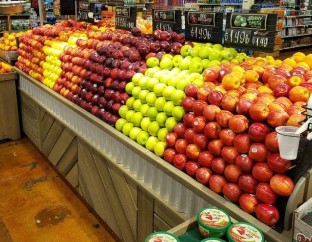 Photos For Perfectionists (17 pics)