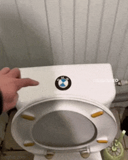 Acid GIFs, March 4 (25 gifs) Acid GIFs, March 4 (25 gifs)