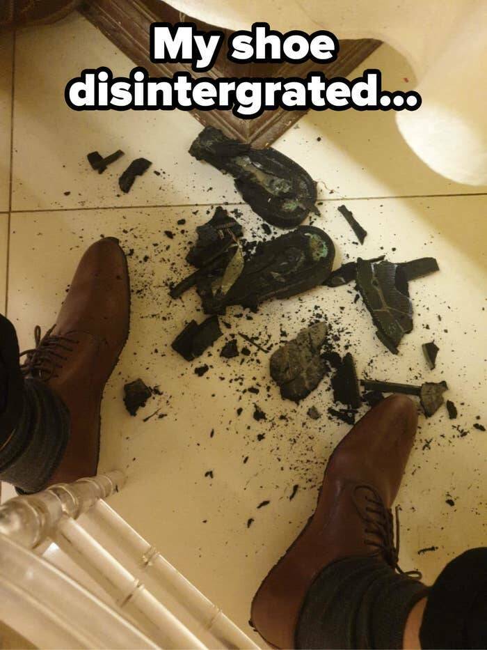 Bad Days Happen (23 pics)
