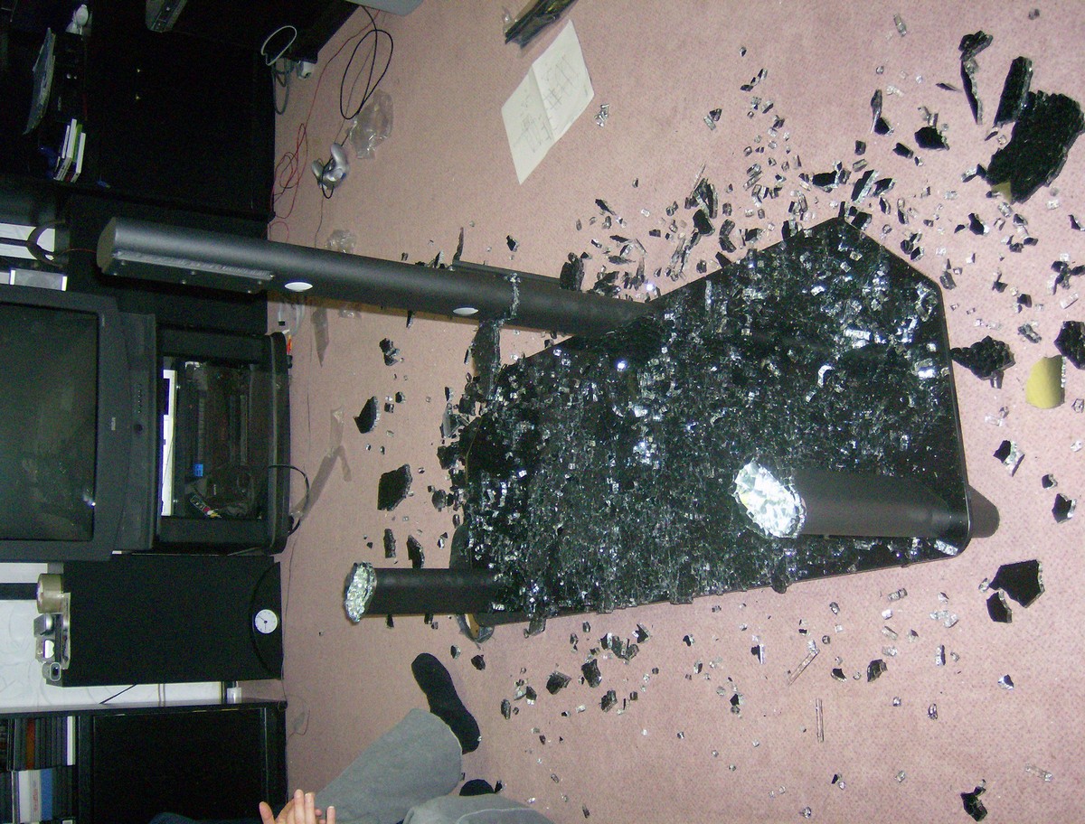 Bad Days Happen (23 pics)