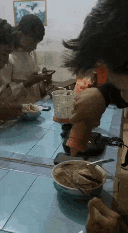 Acid GIFs, March 10 (25 gifs)