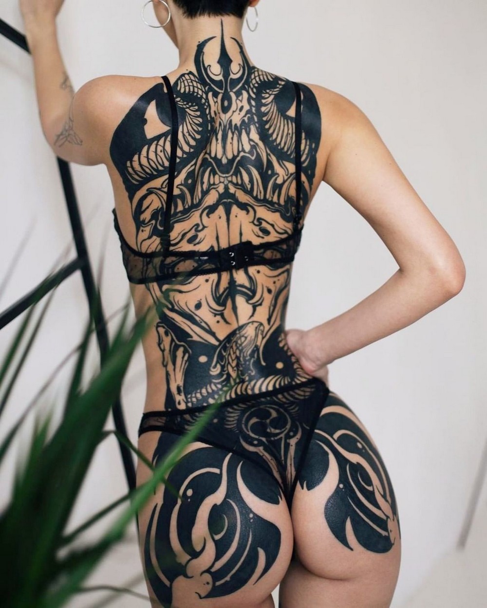 Tattooed Girls (20 pics)