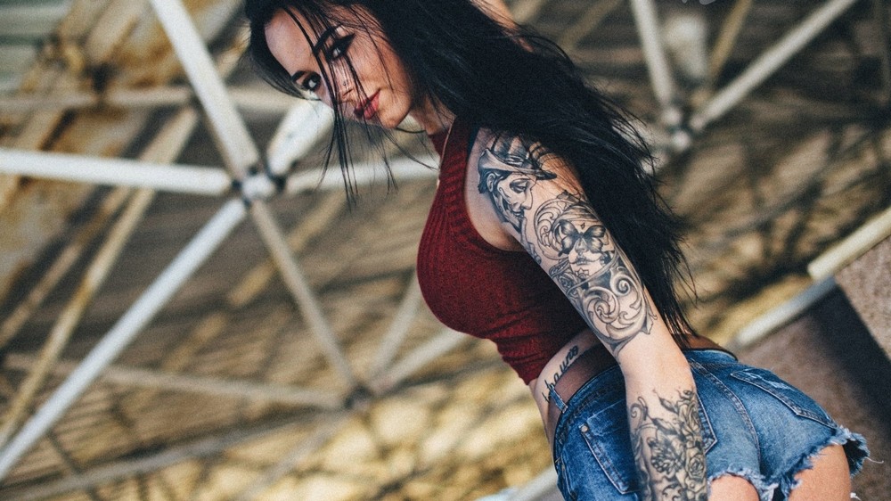 Tattooed Girls (20 pics)