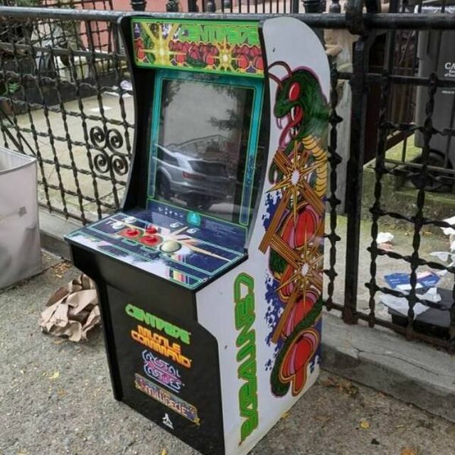 Free Roadside Finds (18 pics)