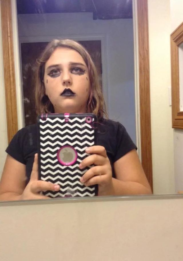 People Share Their Awkward Photos From The Past (24 pics)
