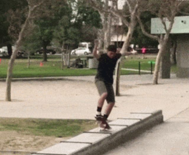 Acid GIFs, March 21 (25 gifs)
