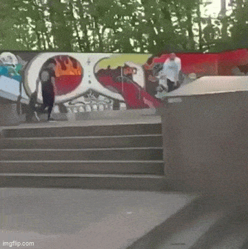 Acid GIFs, March 21 (25 gifs) Acid GIFs, March 21 (25 gifs)