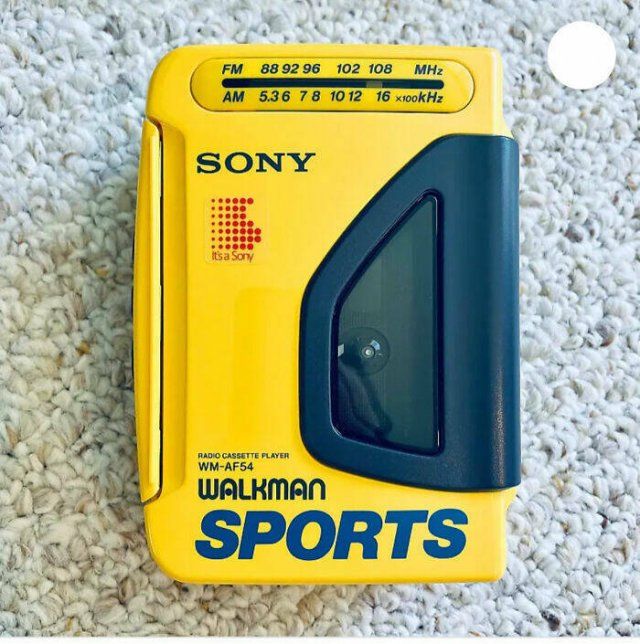 Nostalgic Things From The 80's (24 pics)