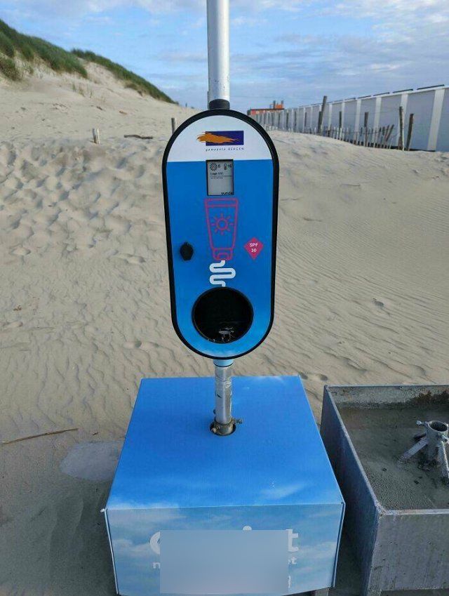 Useful Things For People In Different Countries (25 pics)