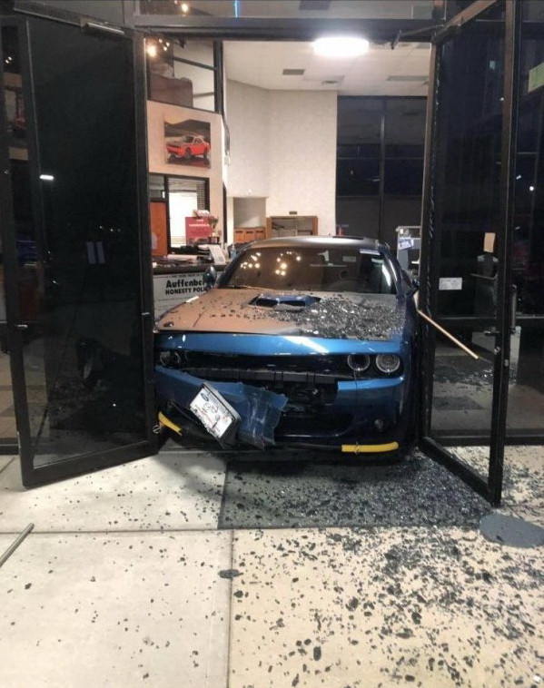 Very Bad Drivers (23 pics)