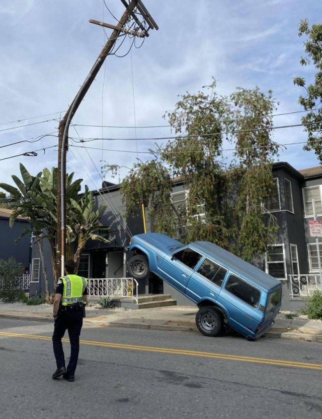 Very Bad Drivers (23 pics)