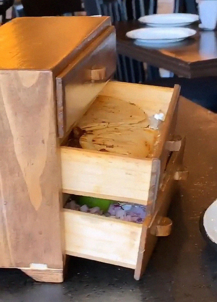 Crazy Food Serving (21 pics)