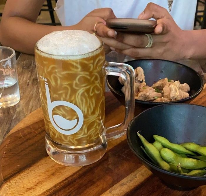 Crazy Food Serving (21 pics)