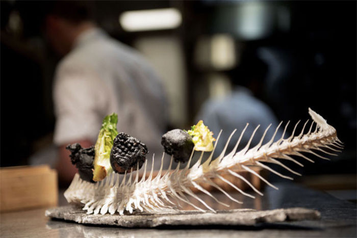 Crazy Food Serving (21 pics)