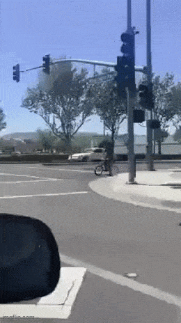 Acid GIFs, March 26 (25 gifs) Acid GIFs, March 26 (25 gifs)