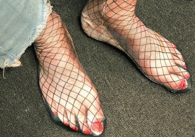 Weird Fashion (14 pics)