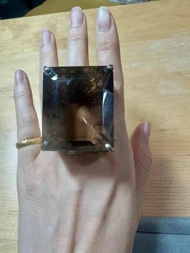 Giant Things (16 pics)